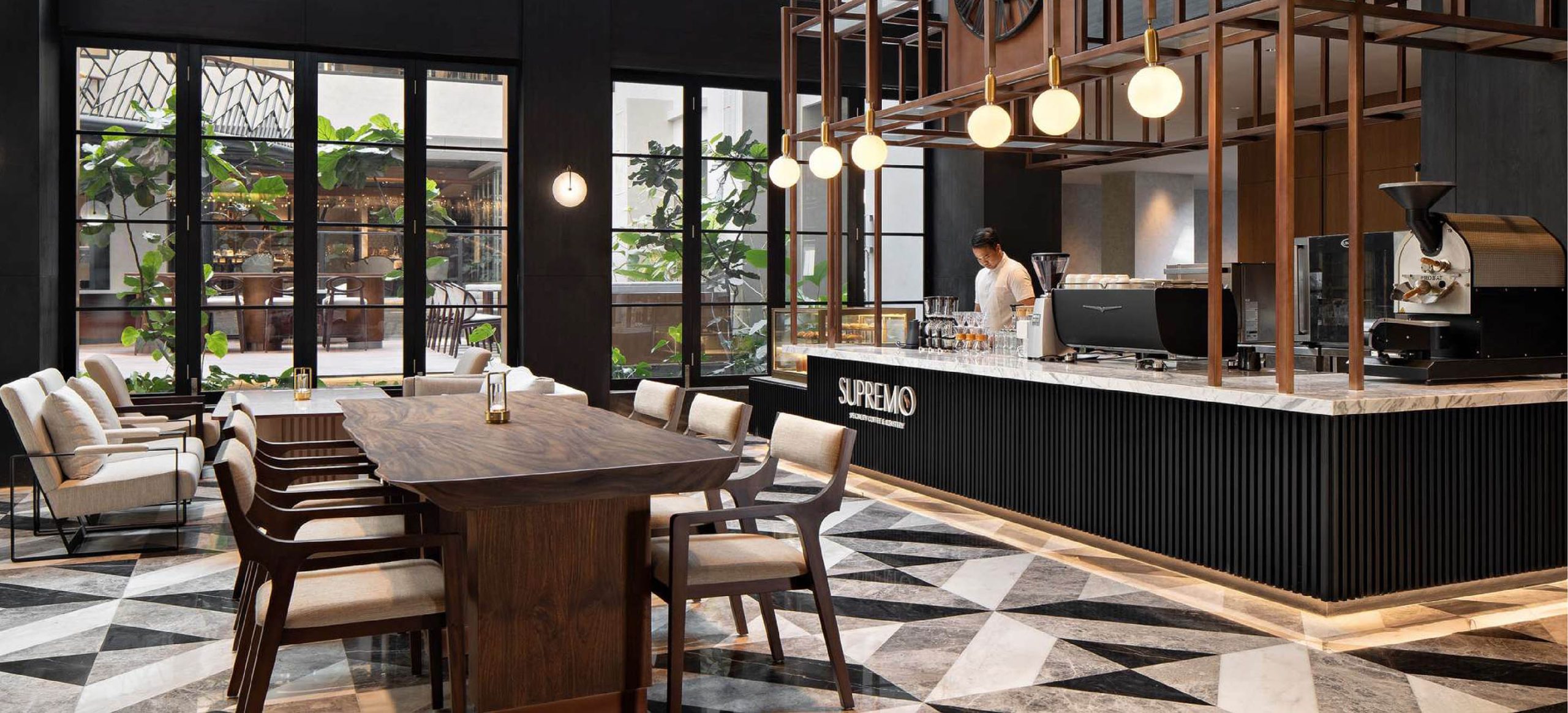 Movenpick Hotel, Central Jakarta